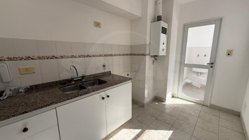 1 de Mayo 2200 (Centro )