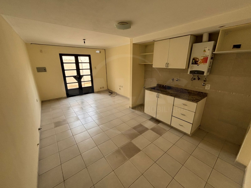 4 de Enero 5800 (María Selva )