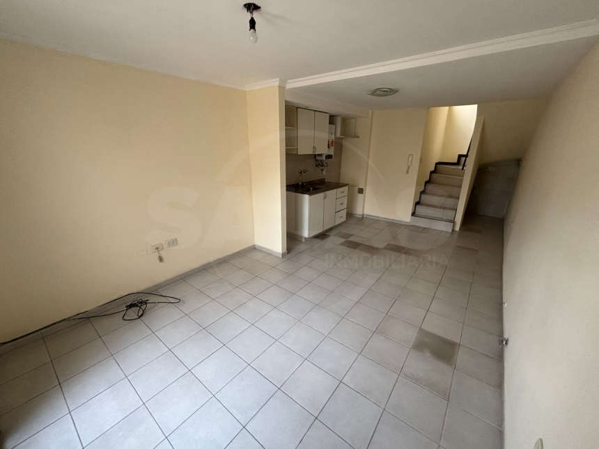 4 de Enero 5800 (María Selva )