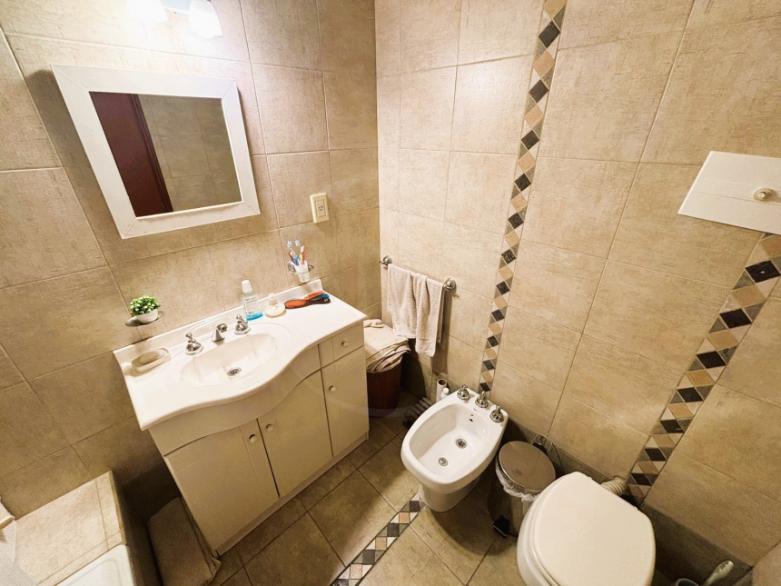 Salvador Caputo 3300 (Constituyentes )