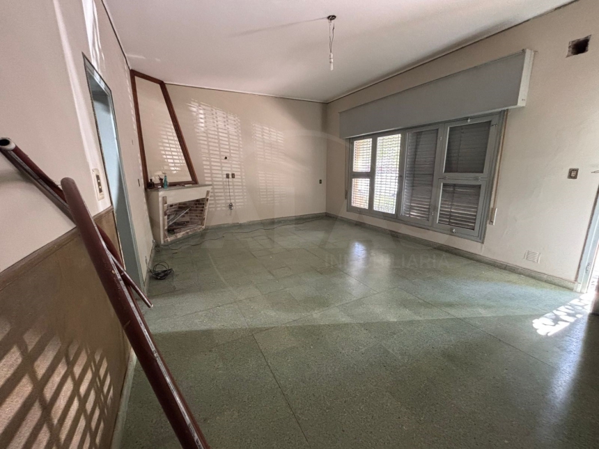 Sarmiento 3600 (Candioti )