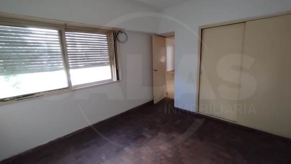 Francia y Moreno  (Centro )