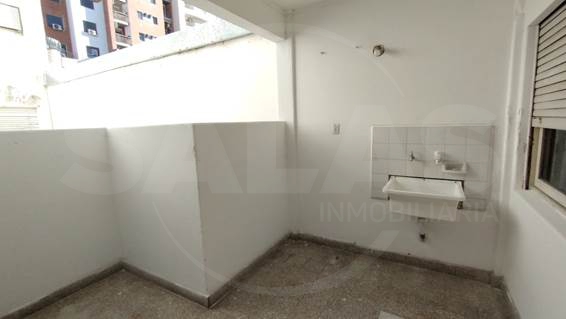 Francia y Moreno  (Centro )