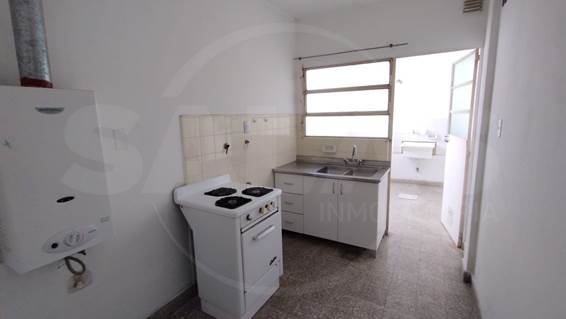 Francia y Moreno  (Centro )