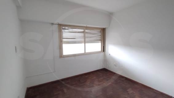 Francia y Moreno  (Centro )