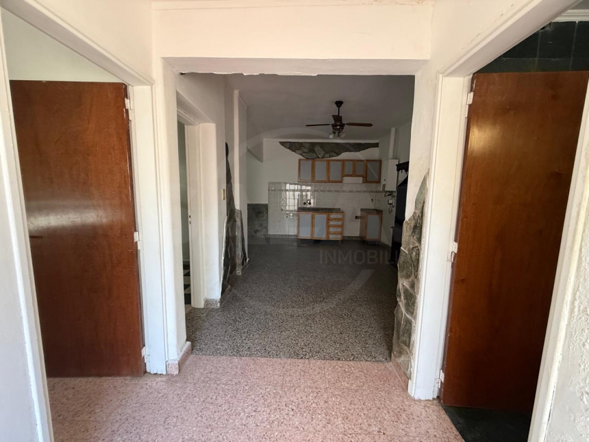 Gobernador Freyre 4700 (Barranquitas )