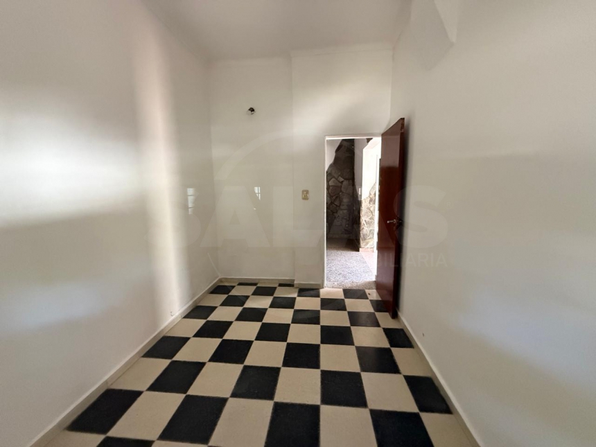 Gobernador Freyre 4700 (Barranquitas )