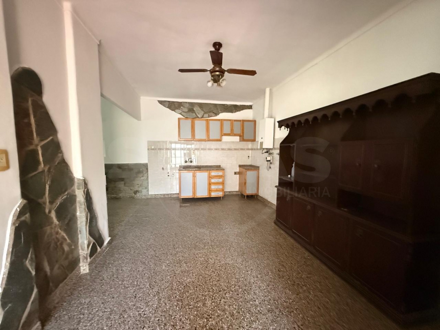 Gobernador Freyre 4700 (Barranquitas )