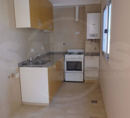 San Lorenzo y Juan De Garay (Centro )