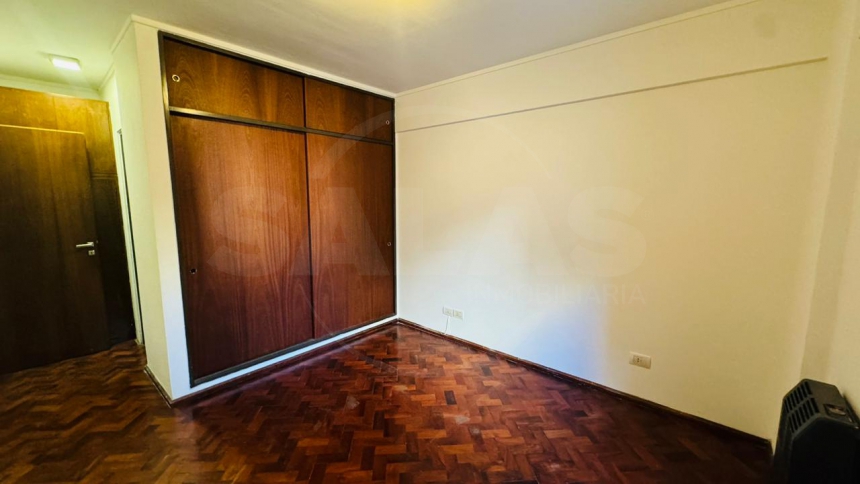 Bv. Galvez 1800 (Candioti )