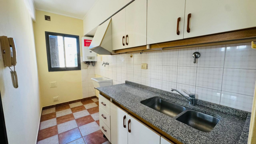 Bv. Galvez 1800 (Candioti )