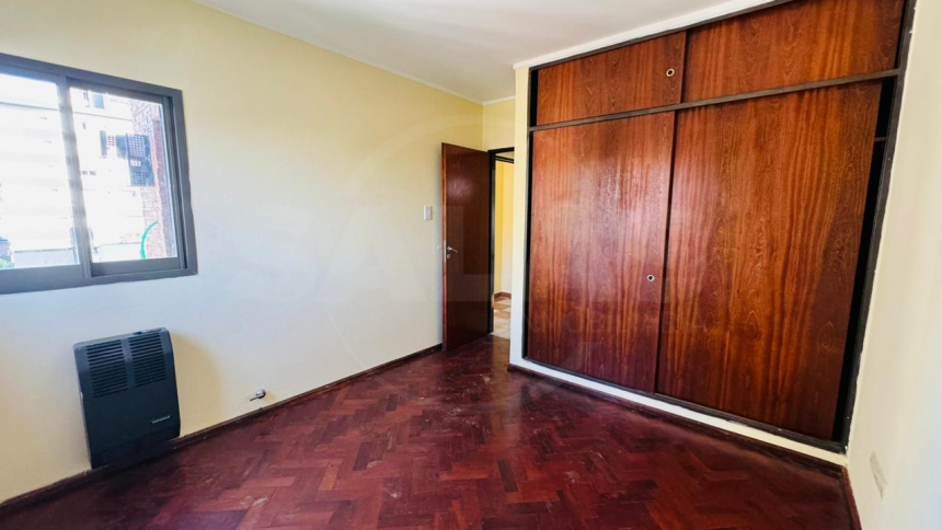 Bv. Galvez 1800 (Candioti )