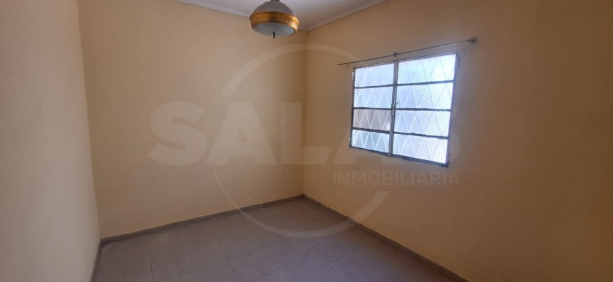 Juan Larrea 2400 (Guadalupe Oeste )