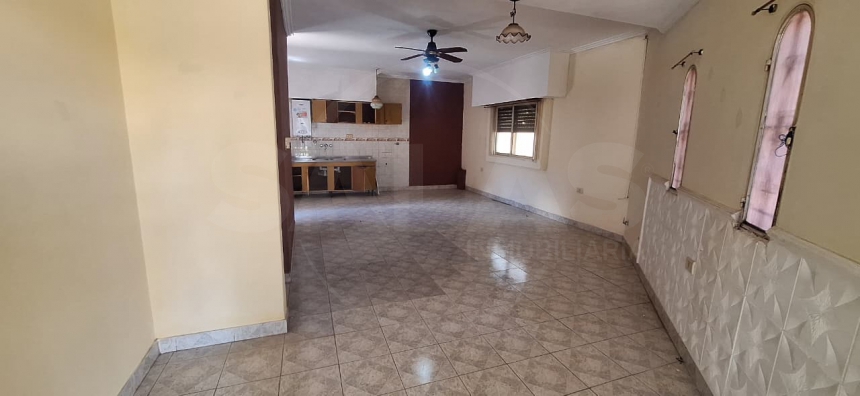 Juan Larrea 2400 (Guadalupe Oeste )