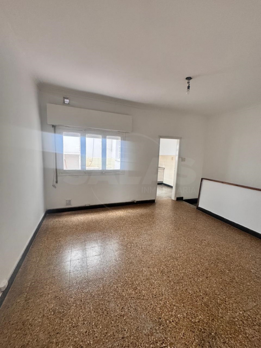 Bv. Pellegrini 3200 (Centro )