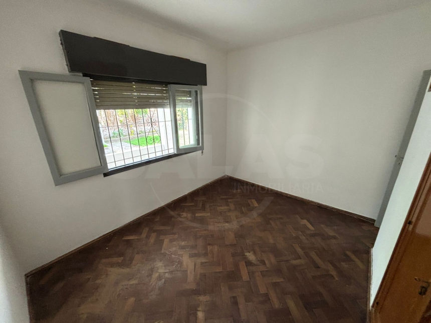 Gutiérrez 2500 (Escalante )