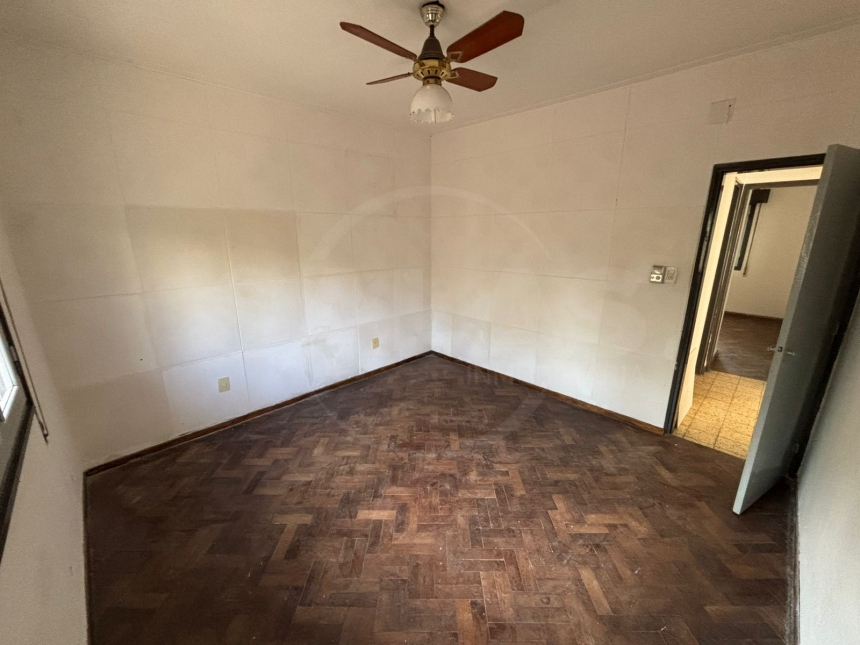 Gutiérrez 2500 (Escalante )