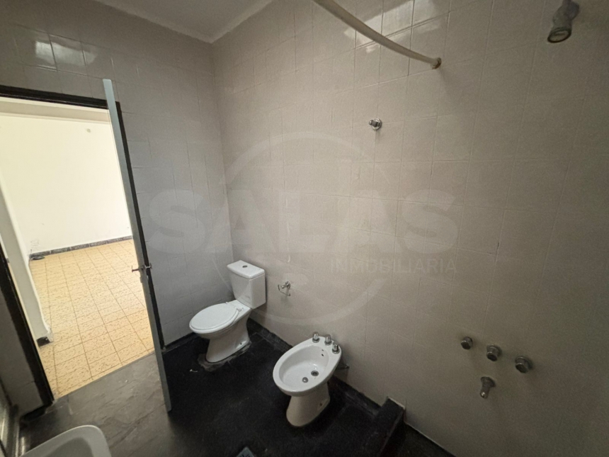 Gutiérrez 2500 (Escalante )