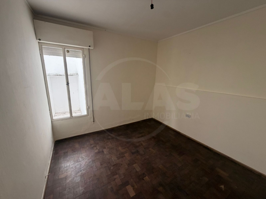 4 de Enero 2300 (Centro )