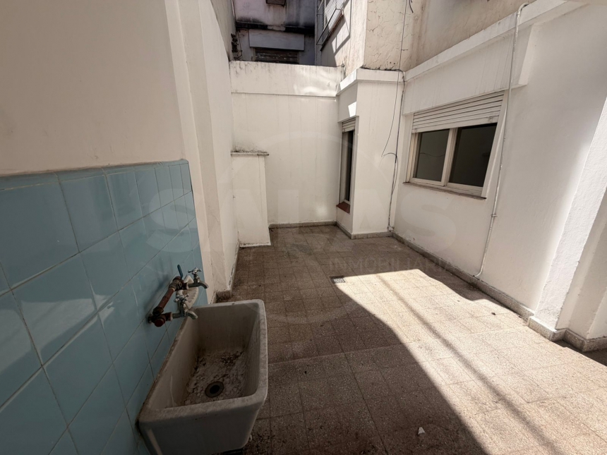 4 de Enero 2300 (Centro )