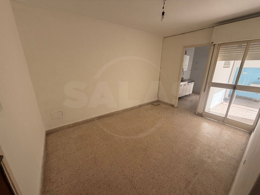 4 de Enero 2300 (Centro )