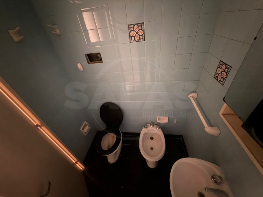 4 de Enero 2300 (Centro )