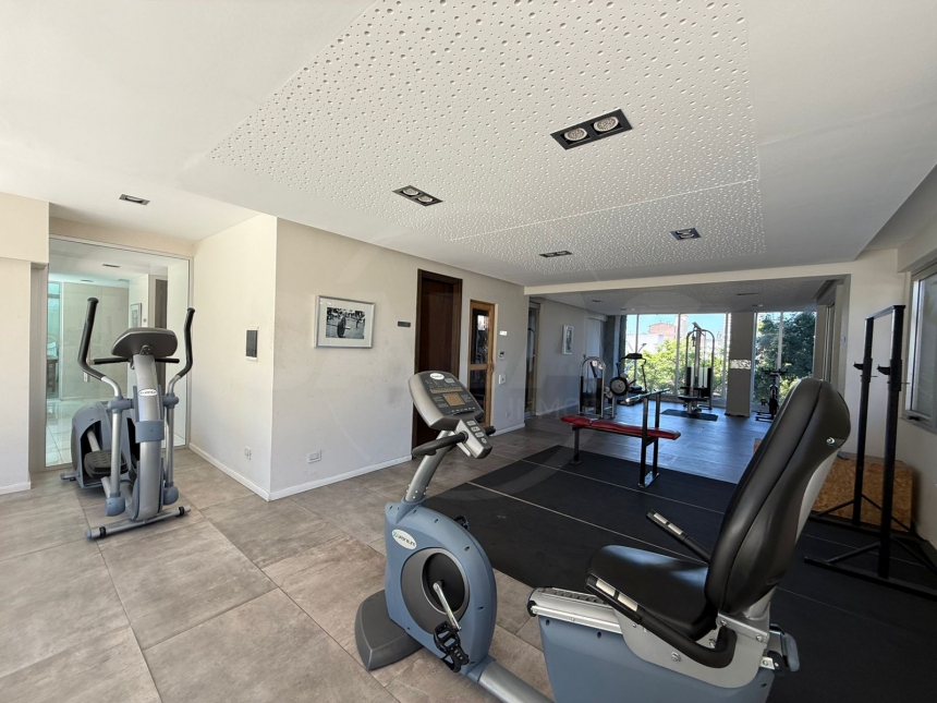 Bv. Pellgrini 2400 (Centro )