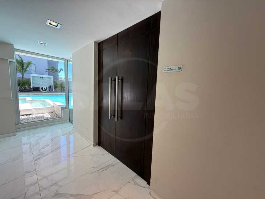 Bv. Pellgrini 2400 (Centro )