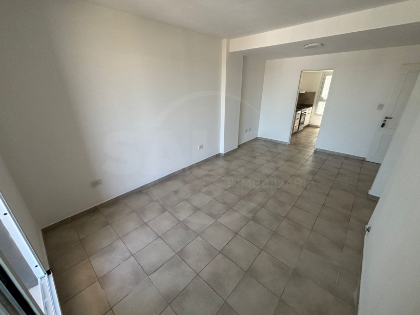 1 de Mayo 1000 (Sur )