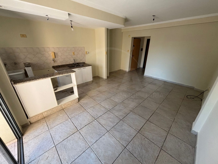 3 DE FEBRERO 3100 (Centro )