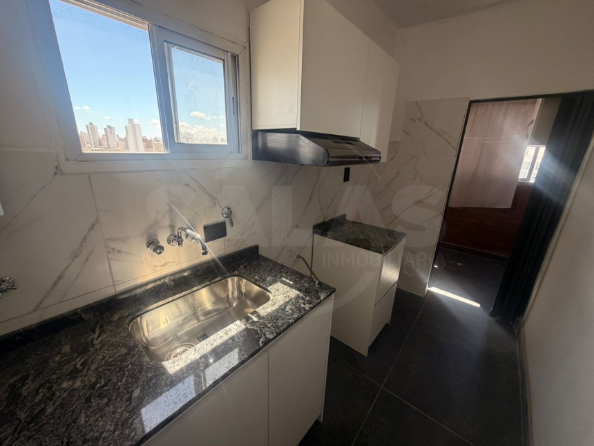 1 de Mayo 1900 (Centro )