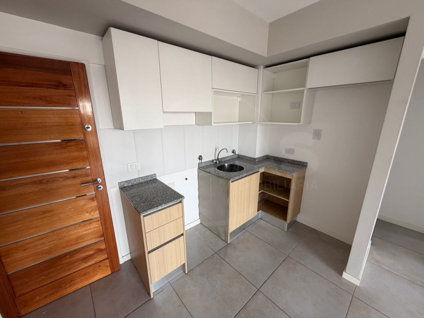 4 de Enero 3400 (Centro )