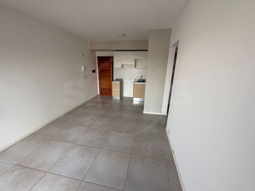 4 de Enero 3400 (Centro )