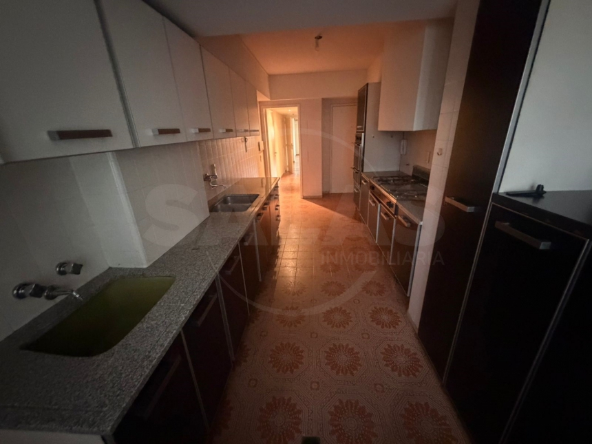 Tucumán 2700 (Centro )