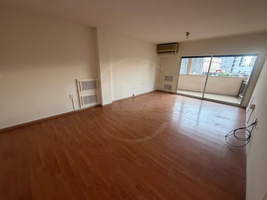 Tucumán 2700 (Centro )