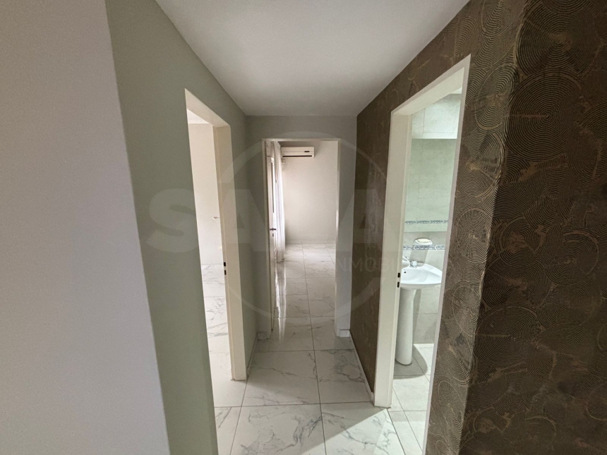 Suipacha y Francia (Centro )