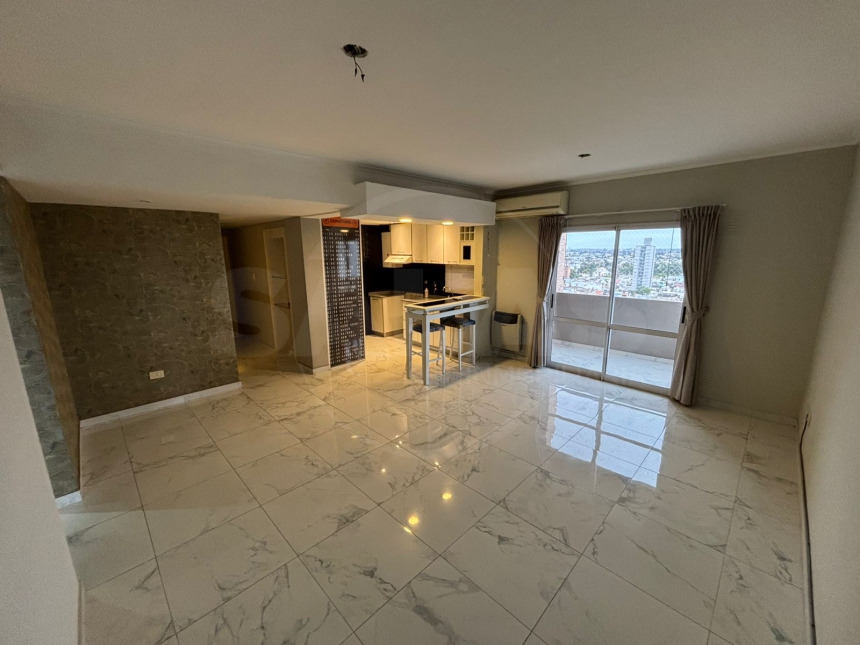 Suipacha y Francia (Centro )