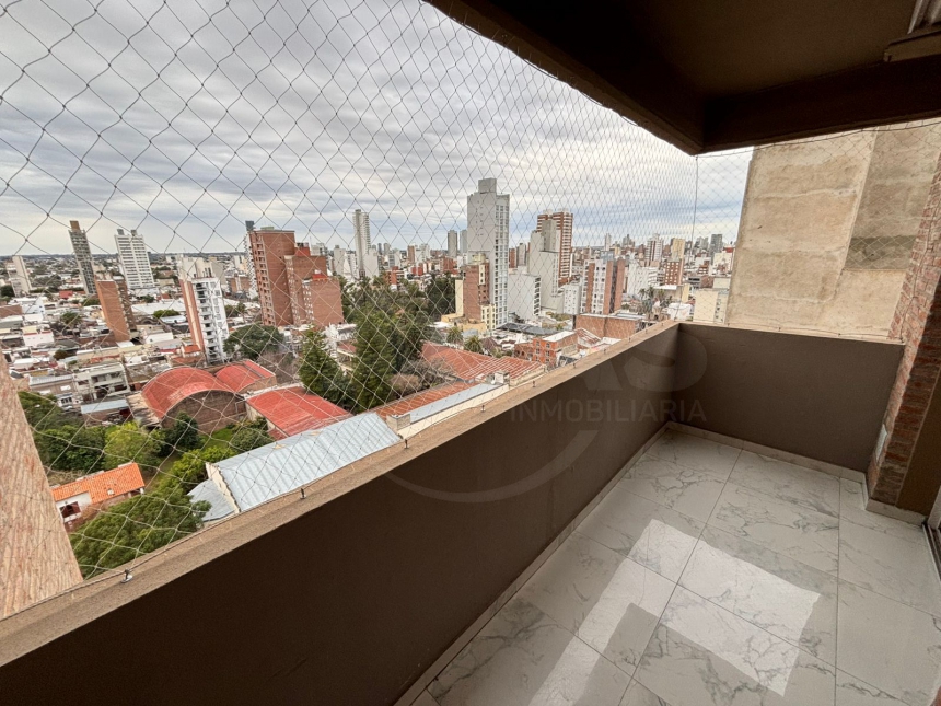 Suipacha y Francia (Centro )