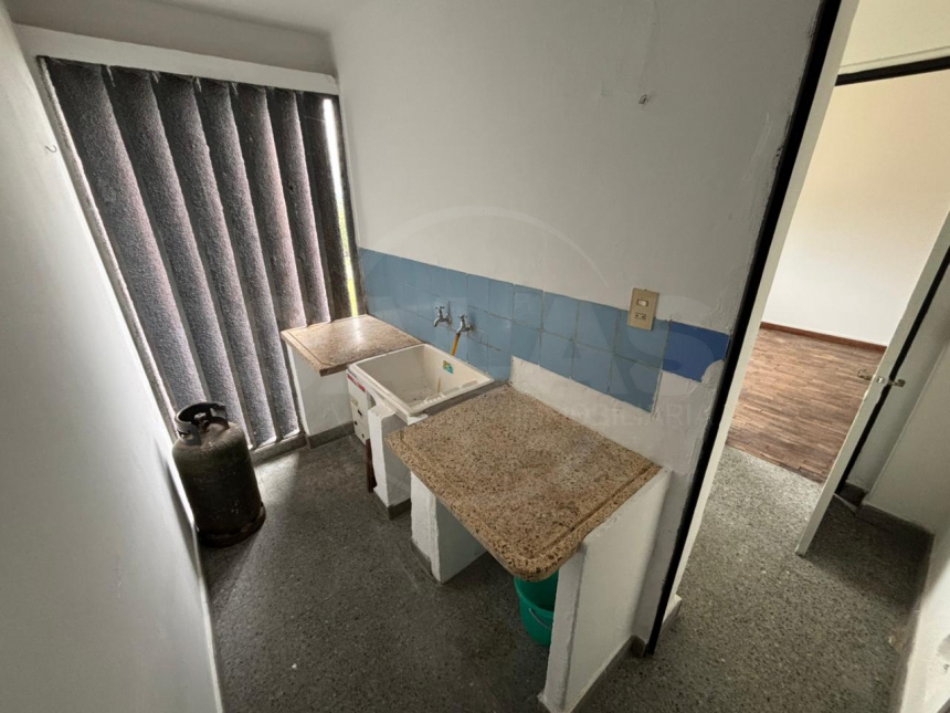 J.J. Paso 2900 (Sur )