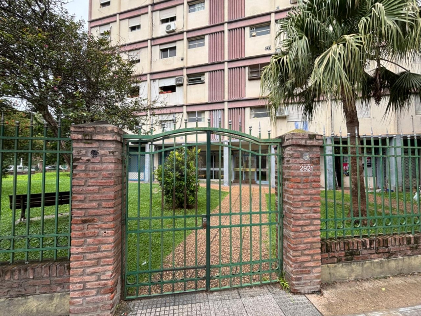 J.J. Paso 2900 (Sur )