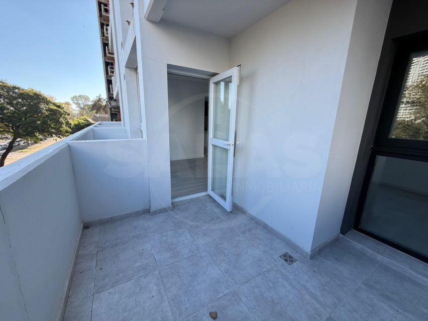 Castellanos 2300 (Candioti )