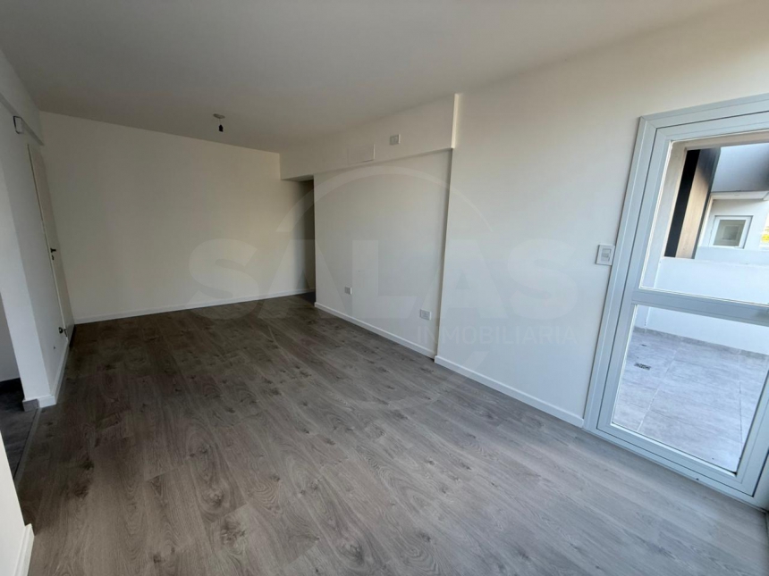 Castellanos 2300 (Candioti )