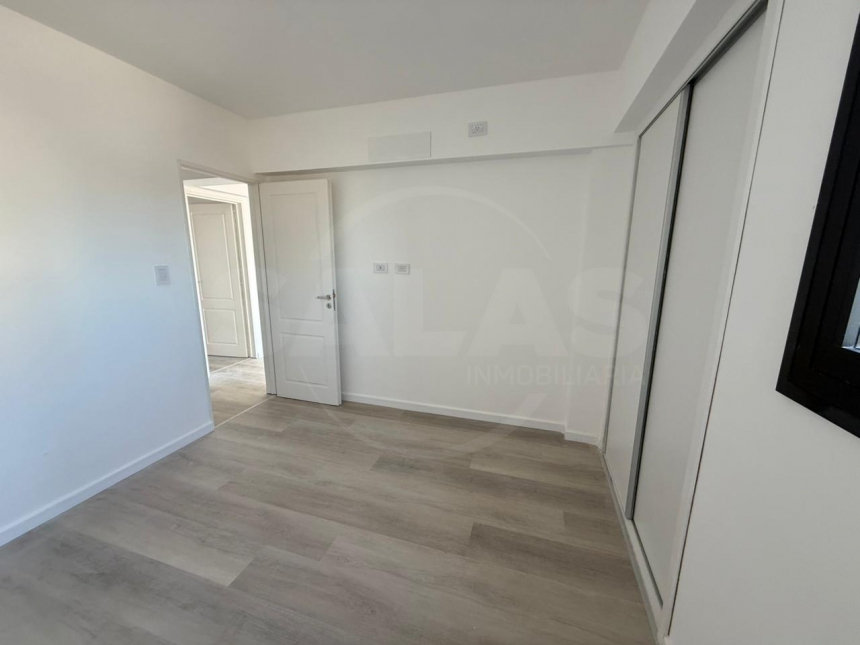 Castellanos 2300 (Candioti )