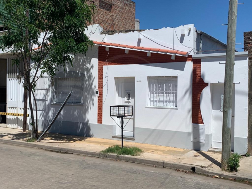 Pje Echeverria y Regis Martinez (Ciudadela )