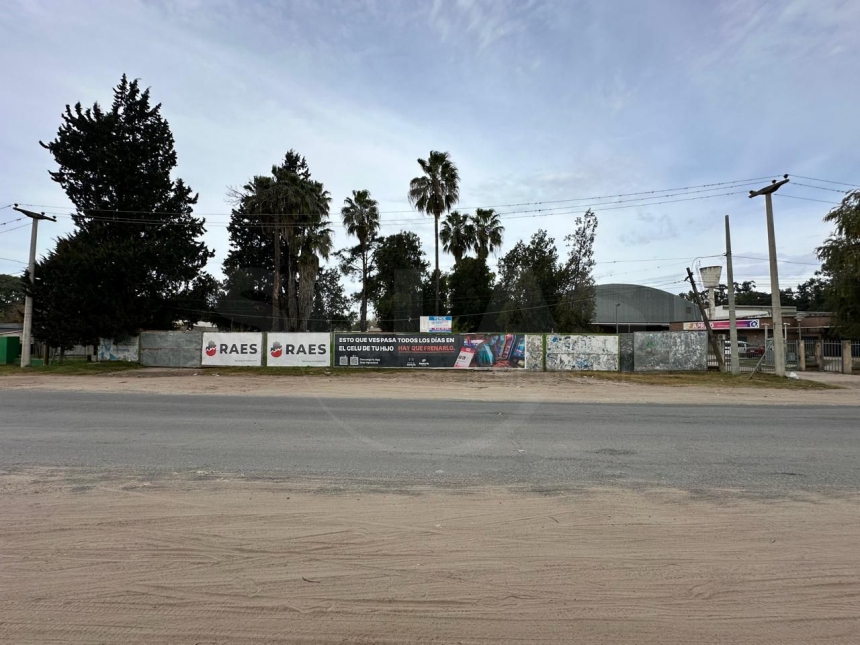Av. Richieri e Fidela Valdez (Santo Tomé )