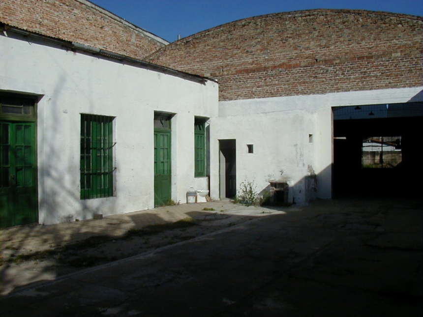 Urquiza 2200 (Centro )