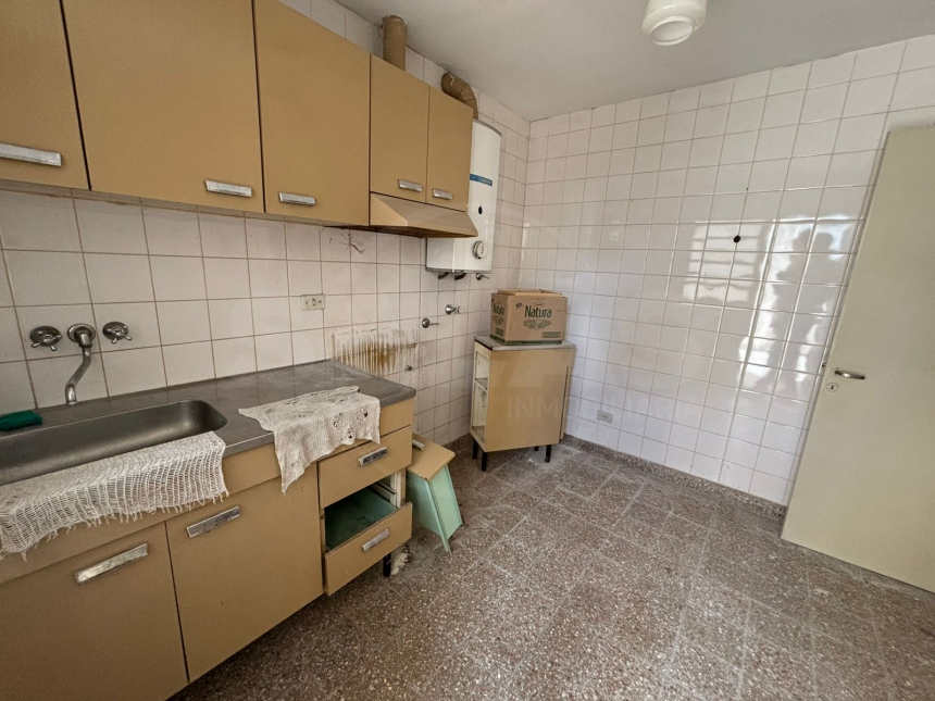 Marcial Candioti 3300 (Candioti )