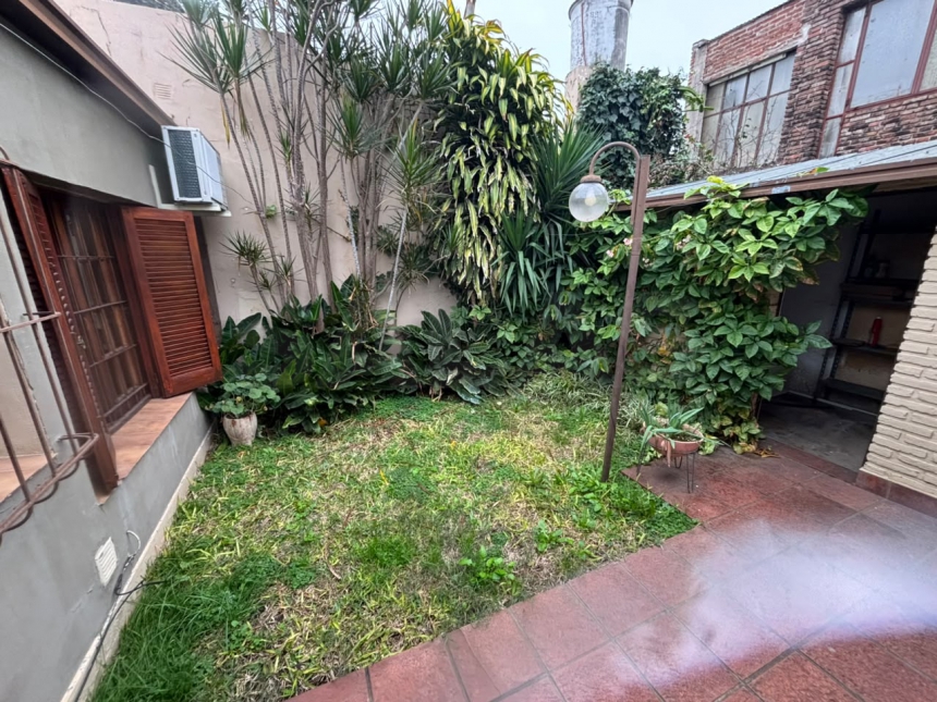 Uruguay 3200 (Sur )