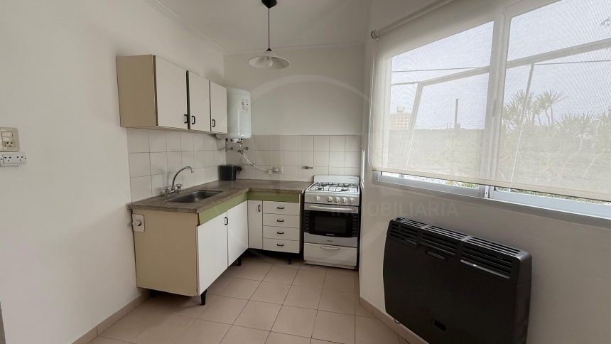Belgrano 4100 (Candioti )
