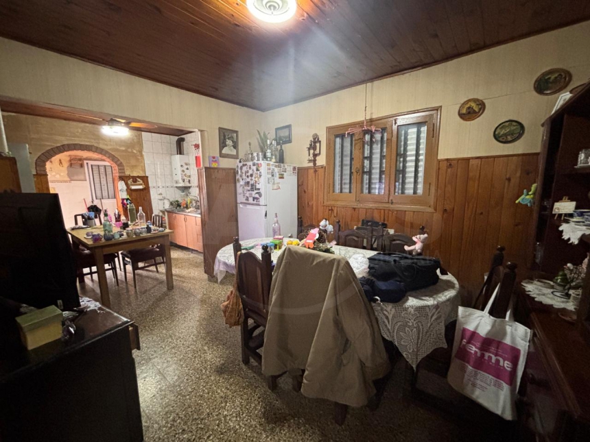 Lavaisse y Facundo Zuviria (Otras zonas )
